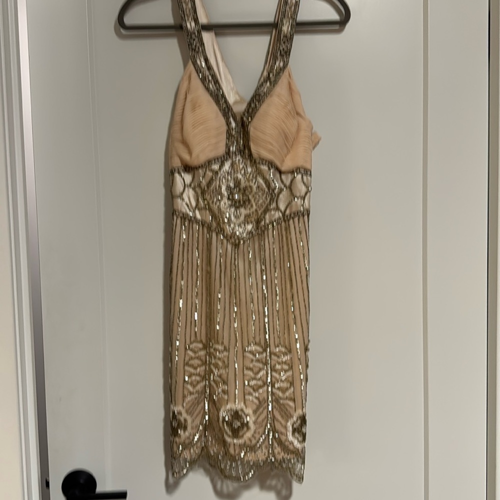 Beautiful 20s vibe beaded dress - Picture 1 of 6
